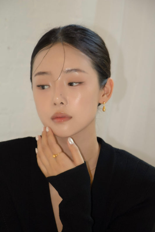 Bangul Drop Earring (Glossy)