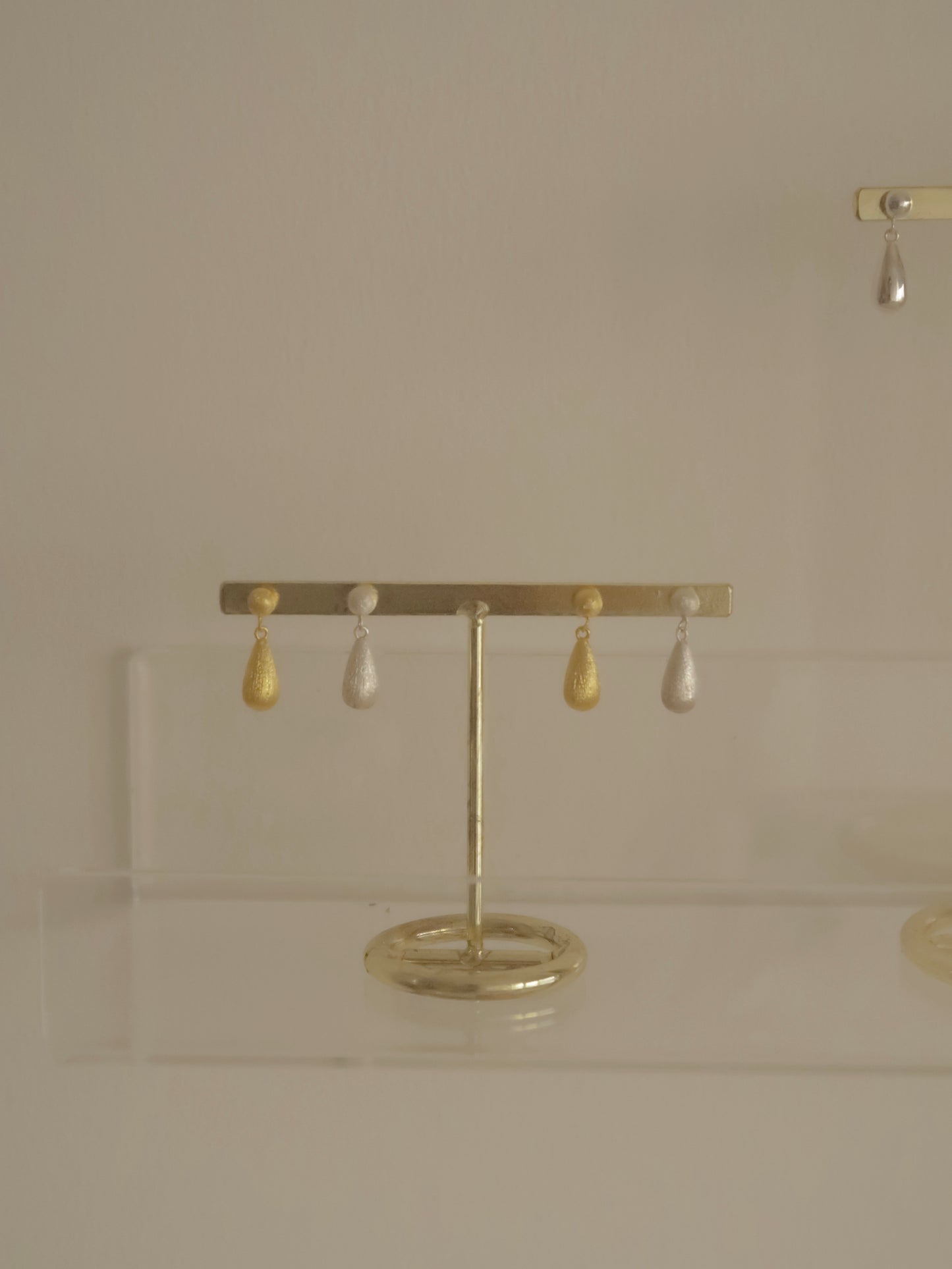 Bangul Drop Earring (Matte)