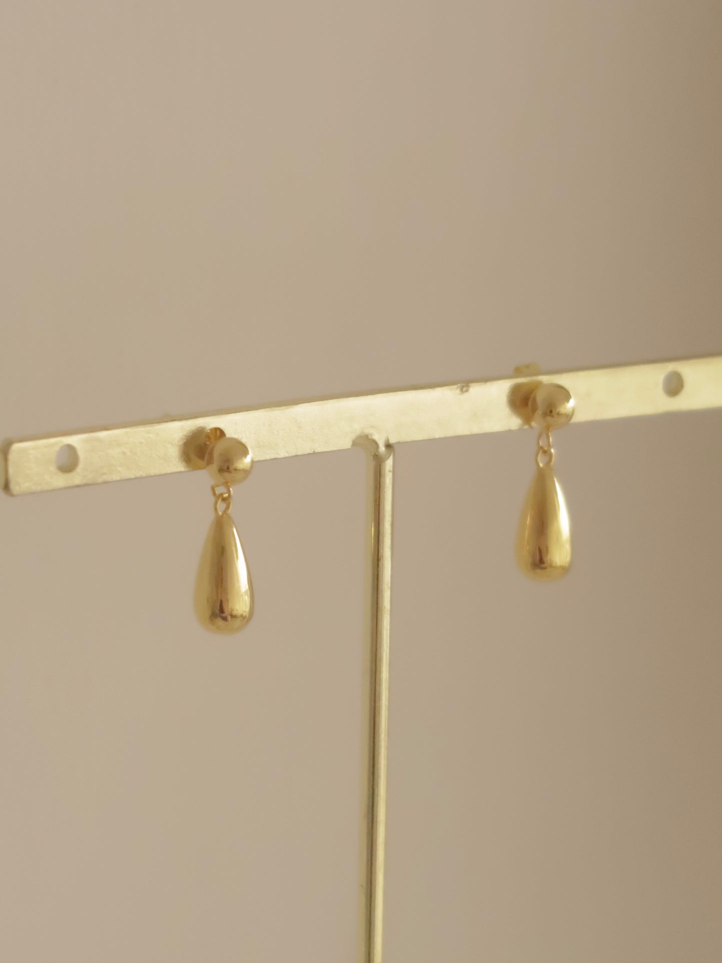 Bangul Drop Earring (Glossy)