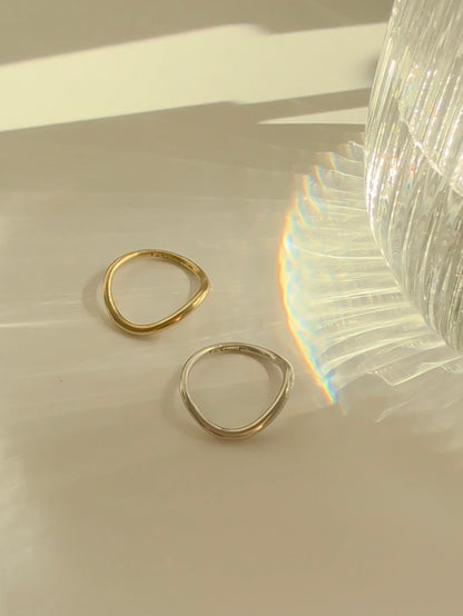 Le Seoul S Wave Ring (Slim)