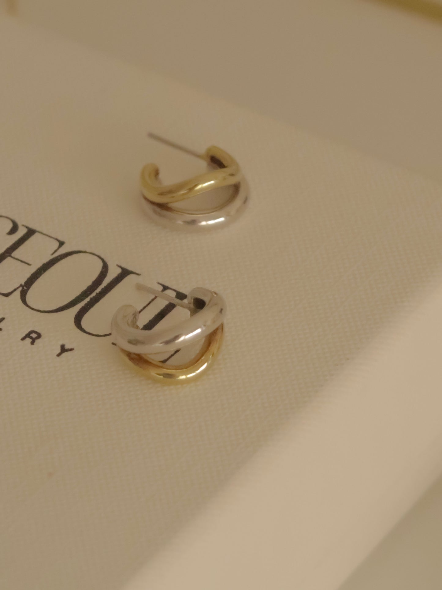 Le Seoul Wave S Mini Hoops