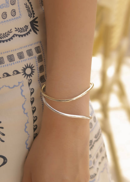 Le Seoul Wave S Bangle
