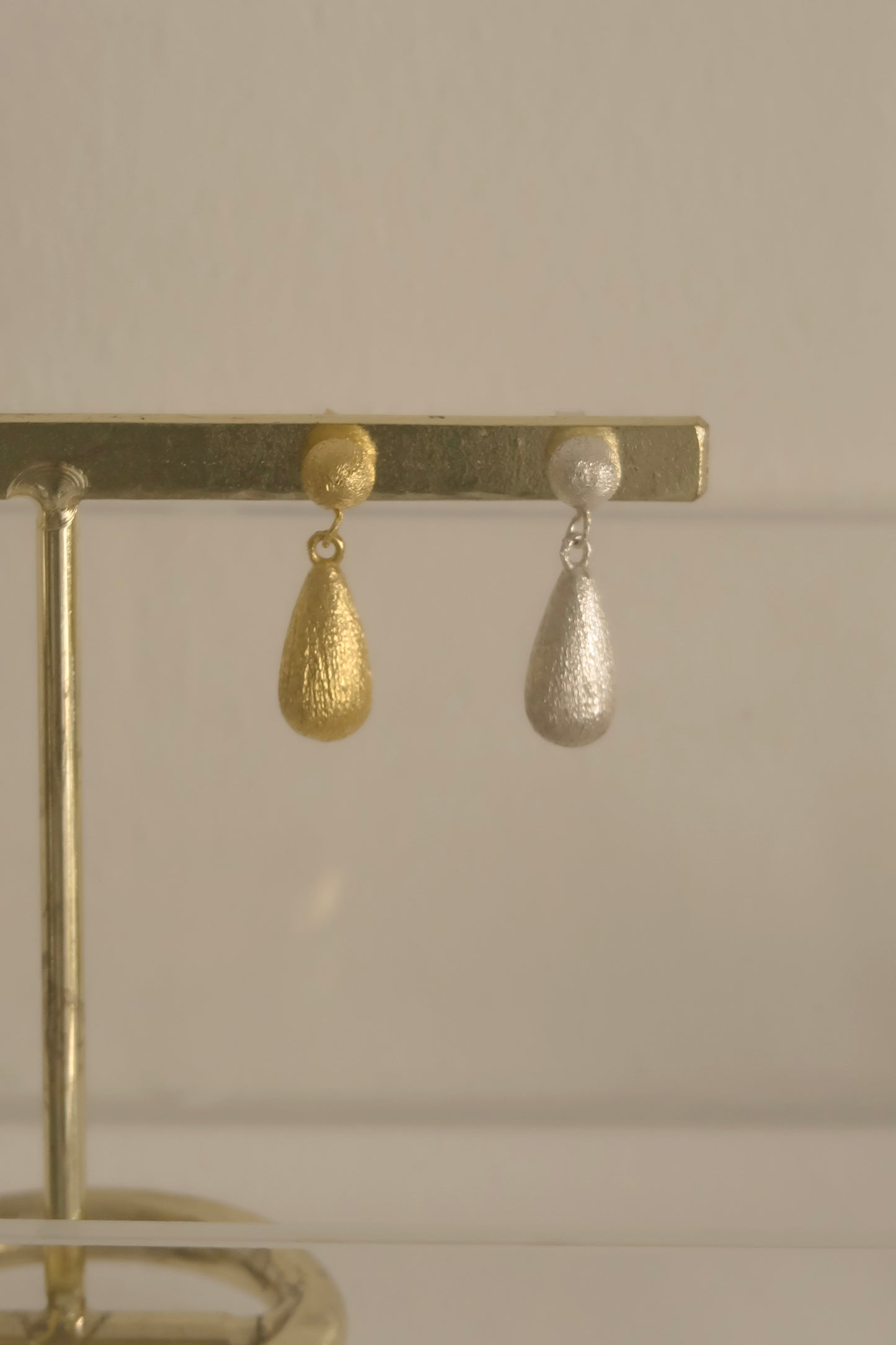 Bangul Drop Earring (Matte)
