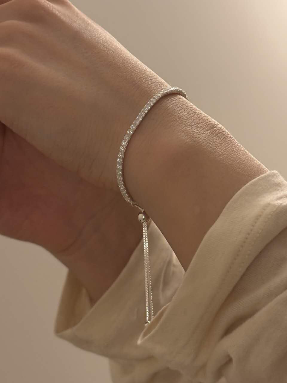 bracelet test